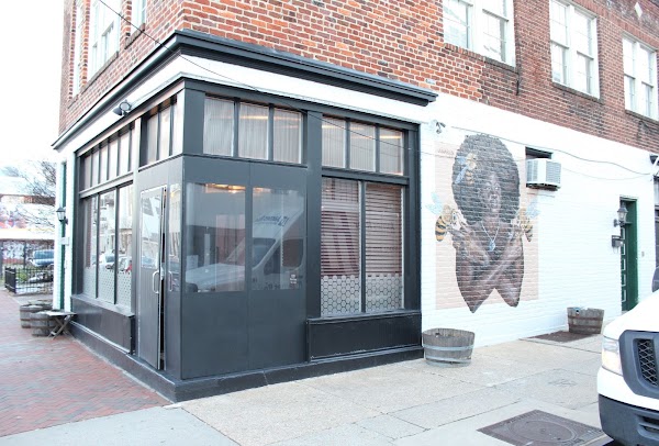 The Hive Bar & Grill in Richmond, VA
