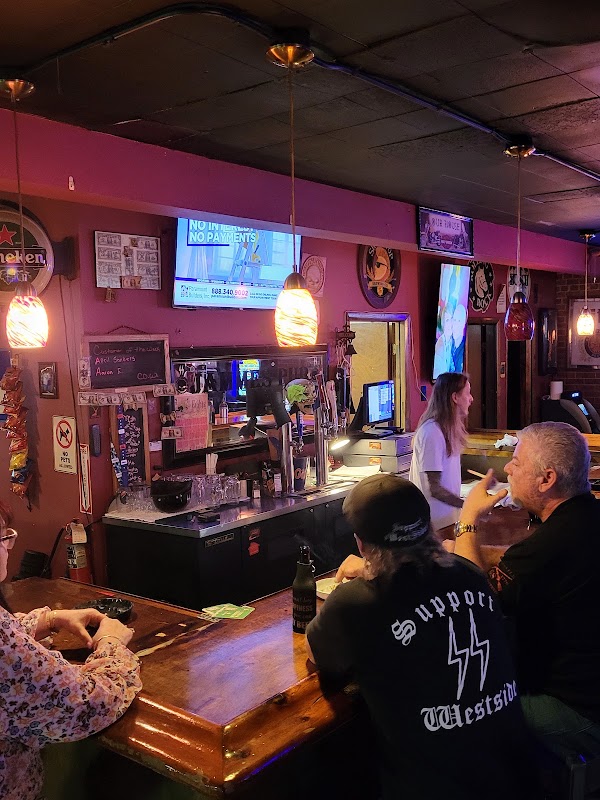 Jammes Pub in Jacksonville, FL