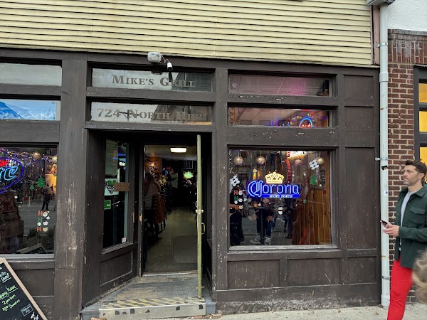 Mike's Grill in Columbus, OH