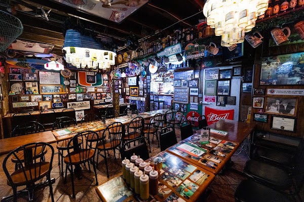 Duffy's Tavern in Miami, FL