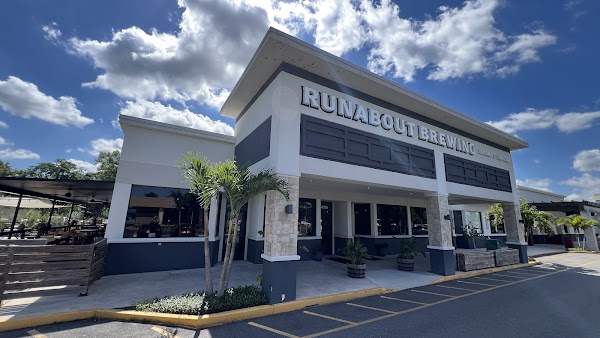 Runabout Brewing-Kitchen-Rawbar in Orlando, FL