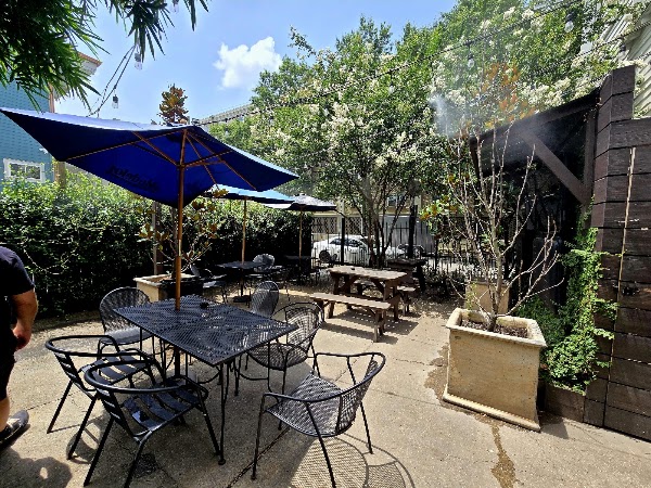The Avenue Pub in New Orleans, LA