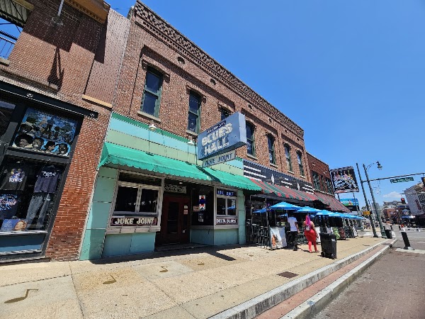 Blues Hall Juke Joint in Memphis, TN