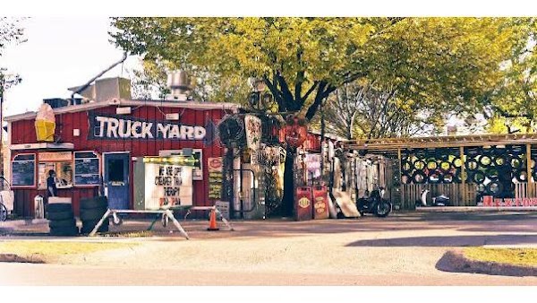 Truck Yard in Dallas, TX