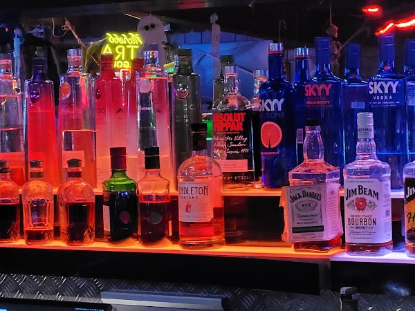 Ziggis Cocktail Lounge in Fontana, CA