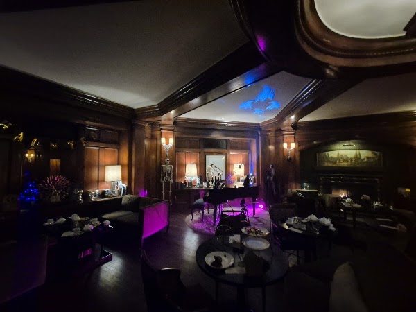 The Fireside Room in Seattle, WA