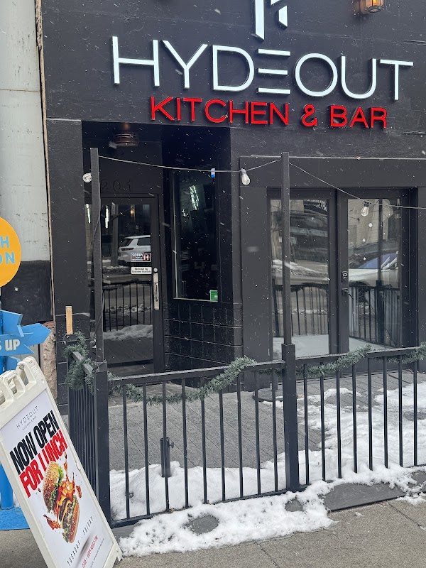 HydeOut Kitchen & Bar in Columbus, OH