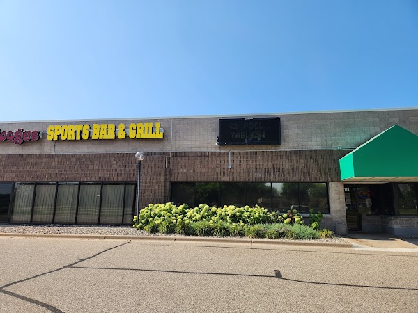 Two Stooges Sports Bar & Grill in Fridley, MN