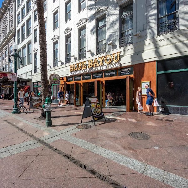 Blue Bayou Restaurant & Oyster Bar in New Orleans, LA