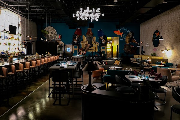 Lamp & Shade Craft Kitchen and Cocktails in Orlando, FL