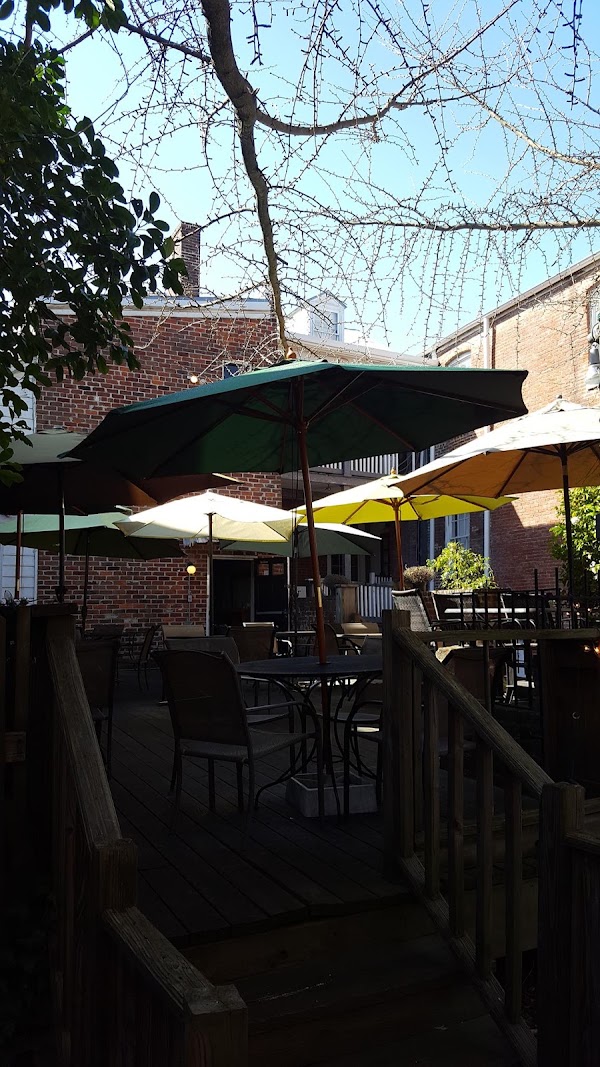 Patrick Henry's Pub & Grille in Richmond, VA