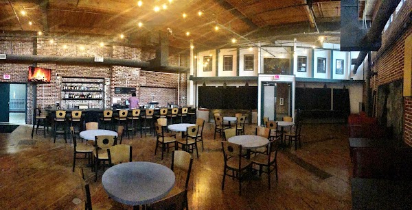 B-SIDE Bar in Memphis, TN