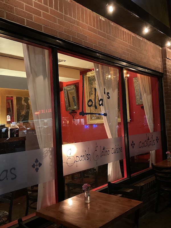 Lola's Lounge in Sacramento, CA