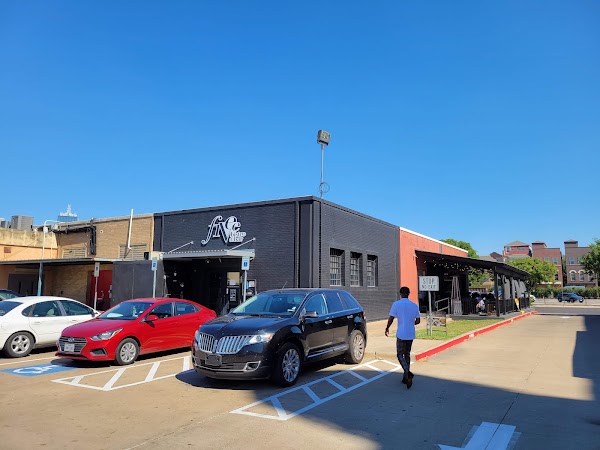 ONEE Social Restaurant (formally Fivee Bistro) in Dallas, TX