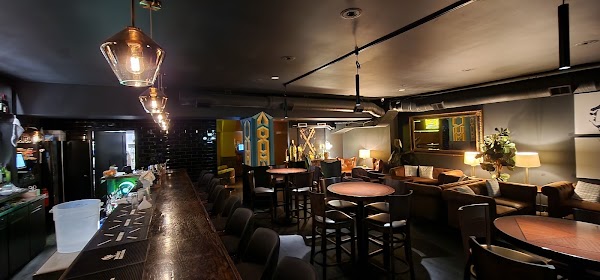 The Commodore in Indianapolis, IN