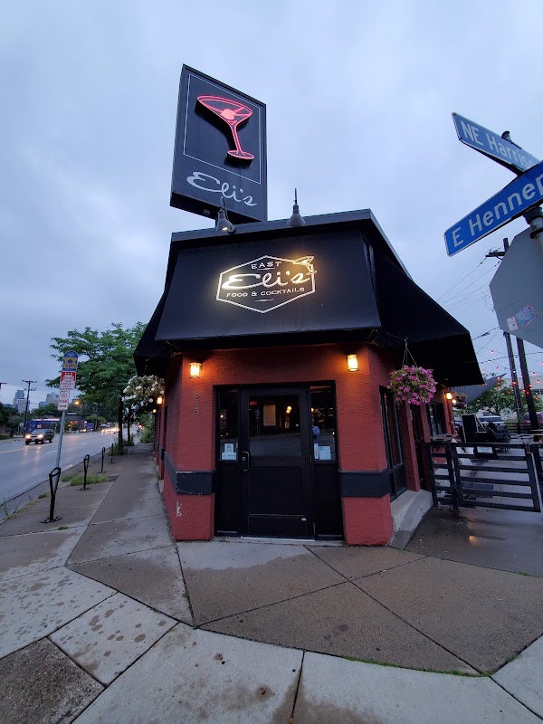 Eli's East in Minneapolis, MN